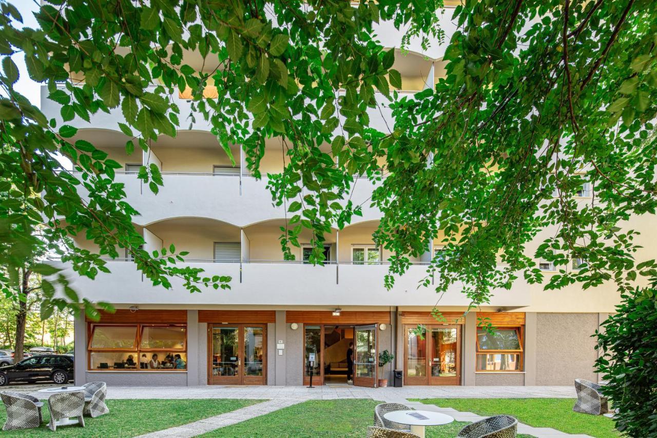 Hotel La Pergola Lignano Sabbiadoro Zewnętrze zdjęcie