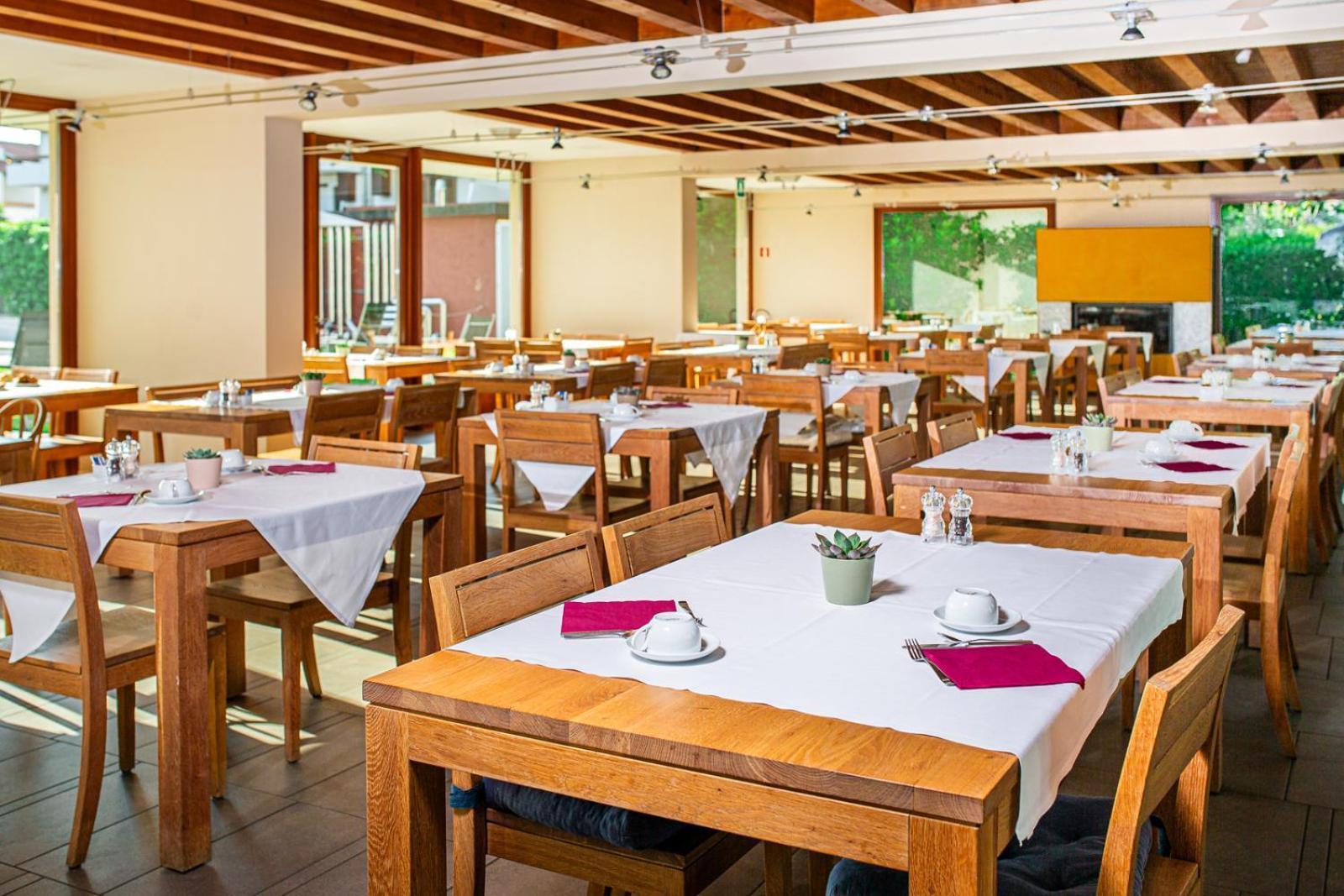 Hotel La Pergola Lignano Sabbiadoro Zewnętrze zdjęcie